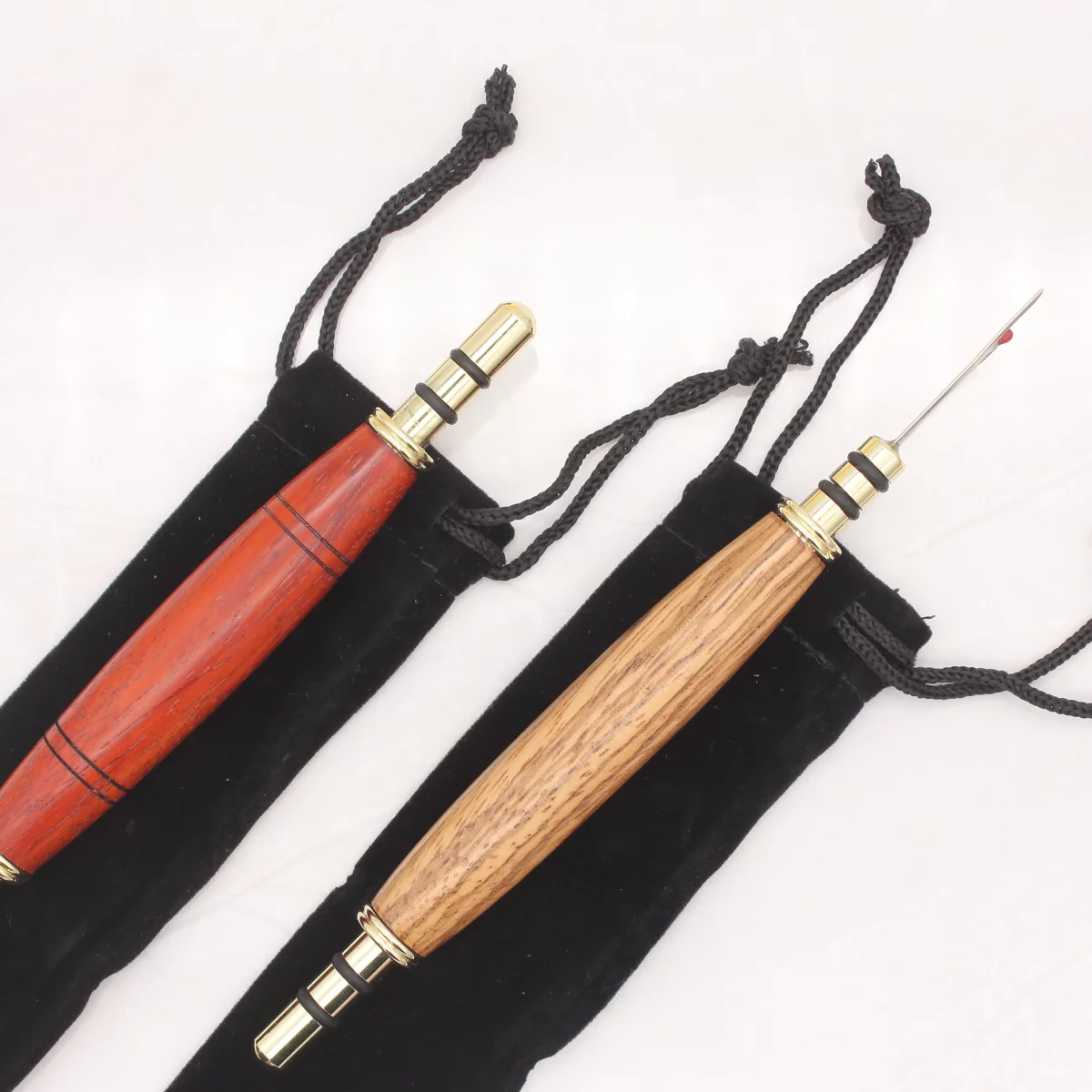 Wood Handled Seam Ripper/Stitch Unpick - Image 2